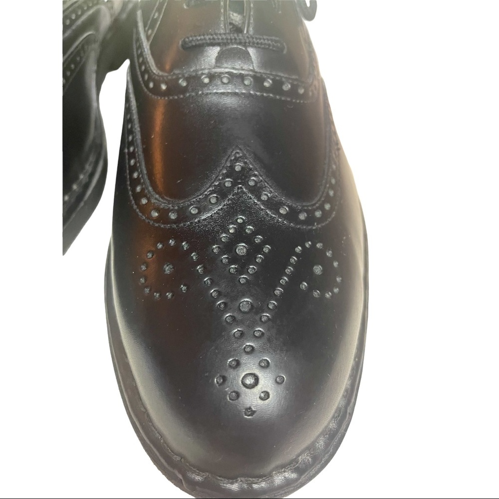 Rockport Men’s Wingtip Shoes: Size 8  NWOT